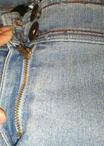 Light Wash Denim Capris