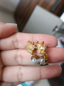 Elegant Pearl Drop Earrings