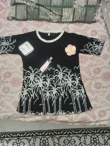 Stylish Black Top with free products