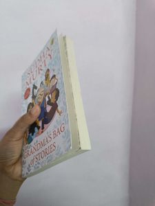 Grandma's Bag of Stories by Sudha Murty