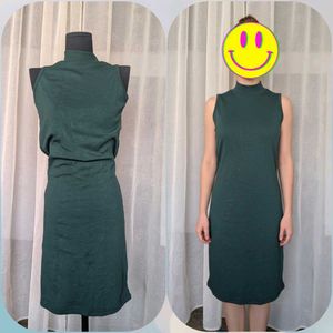 Green Sleeveless Midi Dress