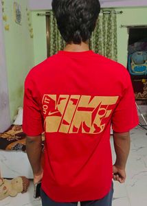 Nike tshirt size M