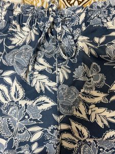 American Eagle Blue &amp; White Tropical Floral Shorts