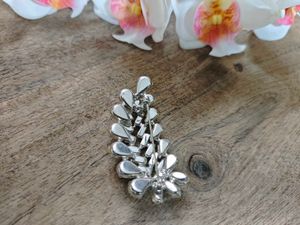 Vintage Sparkling Rhinestone Brooch