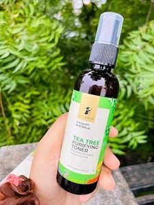 Pilgrim Tea Tree & 2% Niacinamide face toner for o