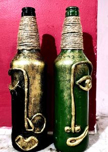 Handcrafted Decorative Face Bottle Art Showpiece (