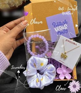 Mystery Charm Jewelry Set Box