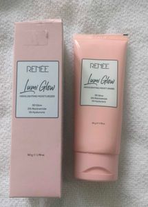 Renee Lumi Glow Highlighting Moisturizer