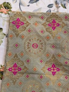 Elegant dupatta with Tassels