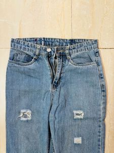 Distressed Light Wash Denim Jeans🥳