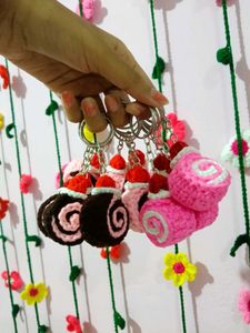 Cute Crochet Swiss Roll Keychains