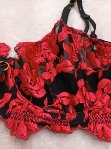 Elegant Red &amp; Black Floral Lace Bra