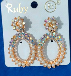 Elegant Pearl &amp; Crystal Drop Earrings