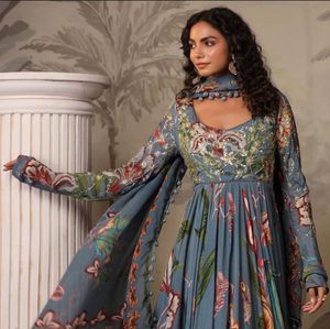 Chinon Beautiful Floral Print Ethnic Gown
