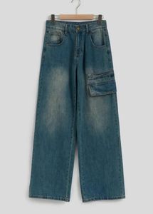 Wide Leg Cargo Jeans