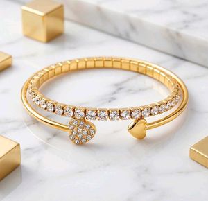 Sparkling Heart Bracelet