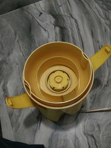 Mixer Jusser Good Working Condition Me He