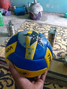 VOLLEYBALL