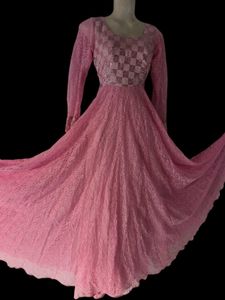 beautiful pink gown 😍