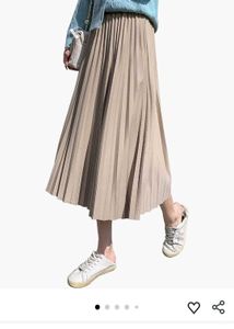Flowy Pleated Vintage Midi Skirt