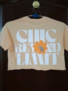 Cropped T-Shirt with back design