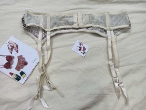 Leopard🆕🎁 Print Garter Belt