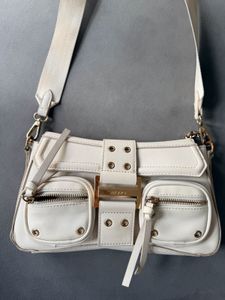 also Sling Bag
