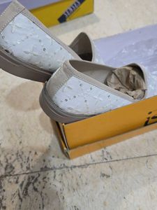 Elegant White Juttis for men