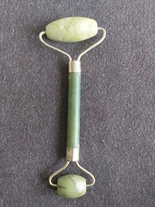 Jade Face Roller for Skin Care