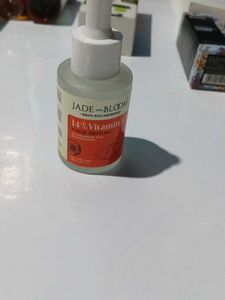 Jade &amp; Bloom 14% Vitamin C Face Serum