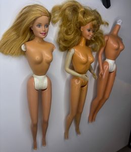 My 1st Leo mattel Barbie +  2 all defective Barbi