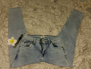 Light Wash Denim Jeans
