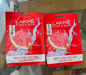 Lakme Blush & Glow Watermelon Sheet Mask