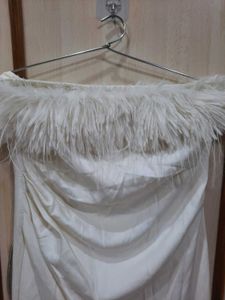 Elegant White Feather Trim Bodycon Dress