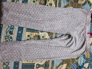Like New Cotton Lower For Women In 34 Waist