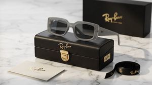 Ray-Ban Sunglasses