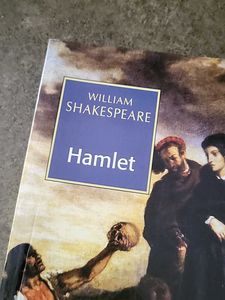 William Shakespeare's Hamlet - Peacock Classics
