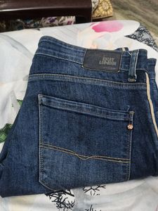 Jean's