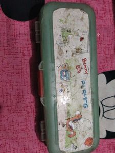 Vintage Bunny Bill Pencil Box