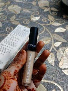 Swiss Beauty Liquid Concealer- 13 Classic Nude