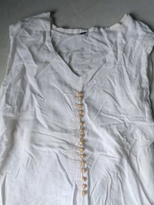 White V-Neck Sleeveless Kurta