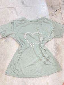 casually tshirt girl women