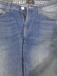 Lee Jeans_ women_ Size - 27 -28 Inches