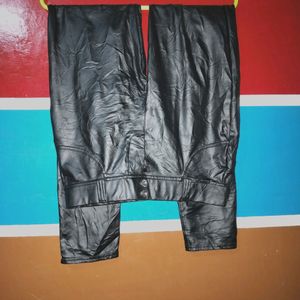 Price Drop 💧 Leather Pants For Women