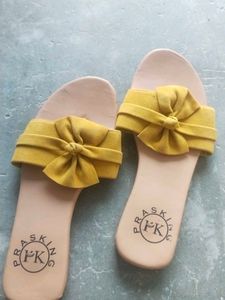Yellow Bow Detail Flat Sandals