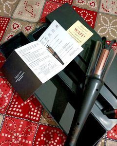 Makemebold Automatic Hair Curler - Like New