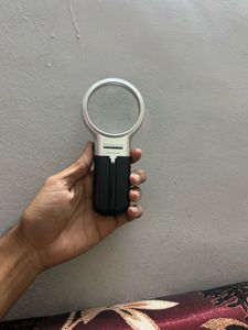 Magnifying Glass with Light