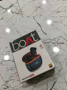 boAt Airdopes W-28 Wireless Earbuds