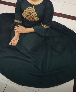*Best Deal*Olive Green Long Frock Along With Dupat
