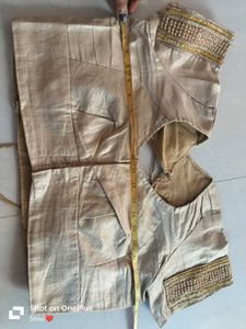 Price Drop 🔥Half-N-half Wedding Wear Heavy Saree